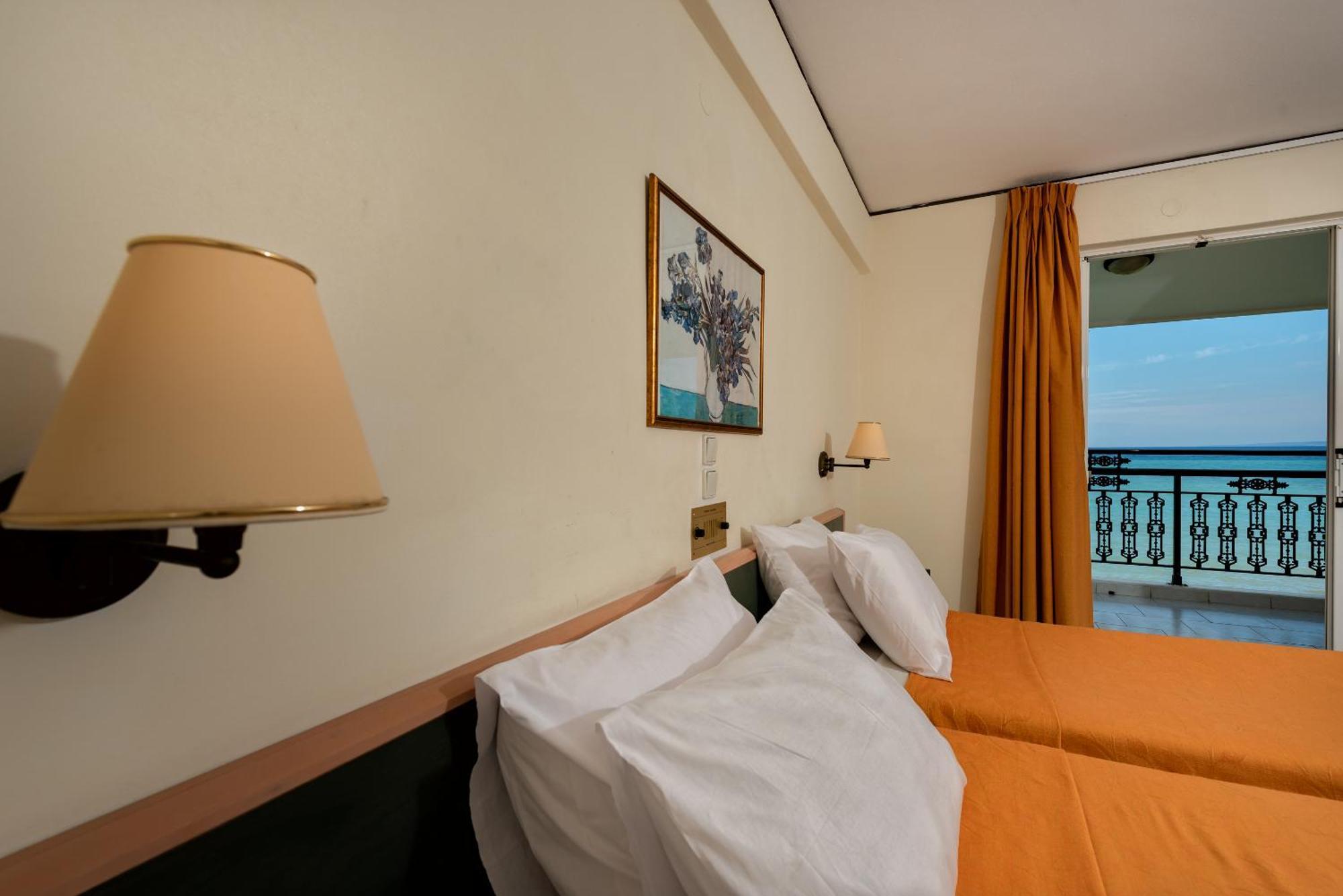 Porto Iliessa Hotel Argassi Exterior foto
